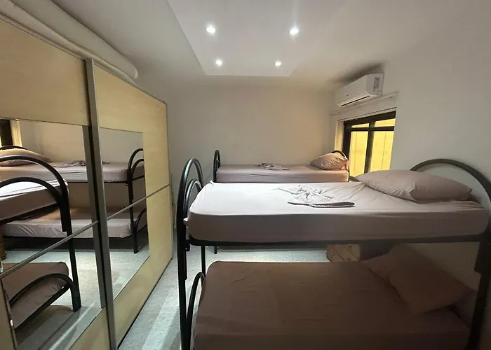 No 6 Poseidon Apartment